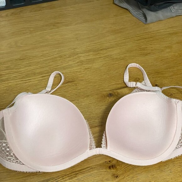 Victoria's Secret Pink Lace Incredible Plunge Bra 32DDD - Picture 5 of 9